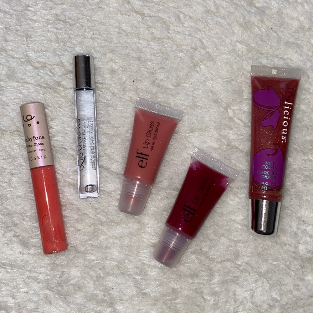 NWOT MLBB Natural Lip Gloss Set of 5